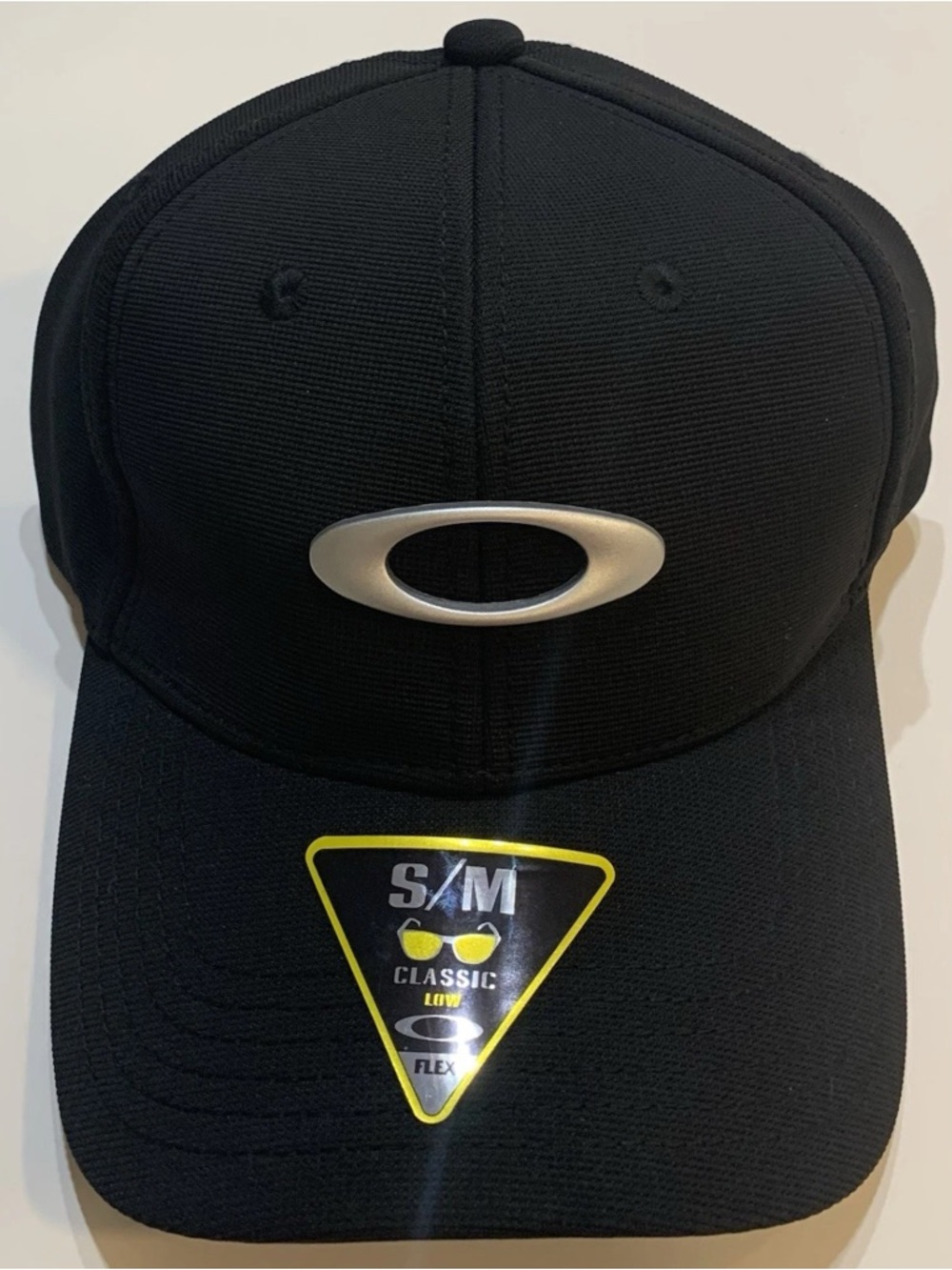 Black Oakley Hat